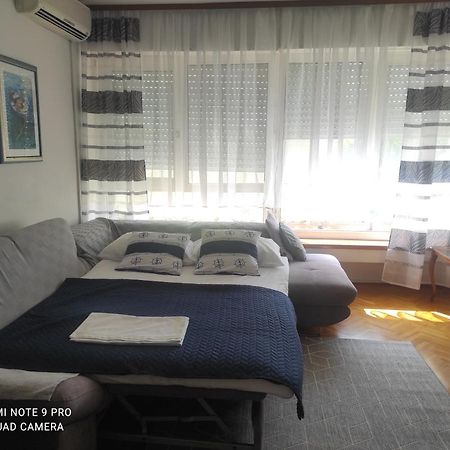 אומיס Apartman Seka מראה חיצוני תמונה